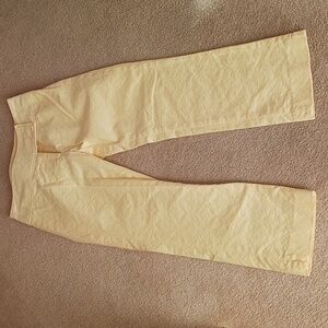 Vintage lightweight"textured Capri" sz 0,  lemon  floral embossed,(store Cache)